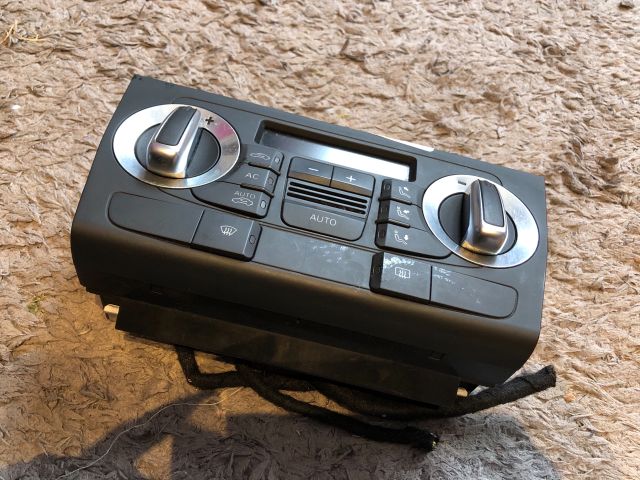 bontott AUDI A3 Fűtéskapcsoló (digit klímás)