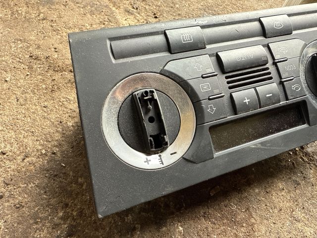bontott AUDI A3 Fűtéskapcsoló (digit klímás)