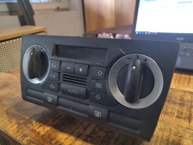 bontott AUDI A3 Fűtéskapcsoló (digit klímás)