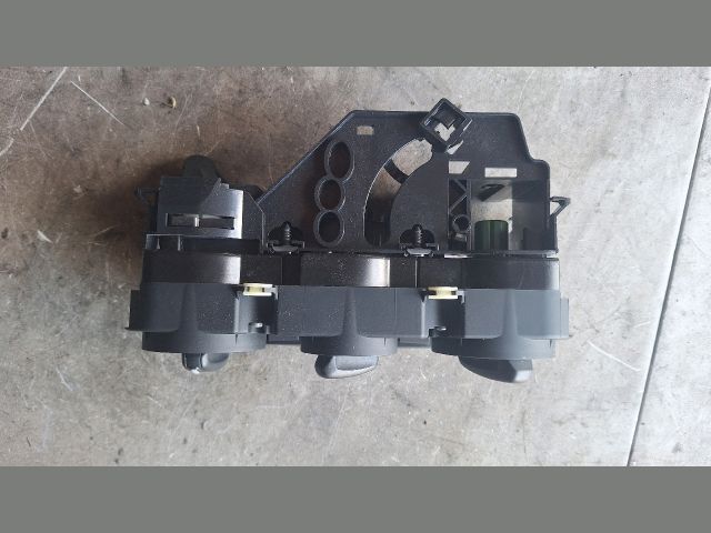 bontott AUDI A3 Fűtéskapcsoló (manuális klímás)