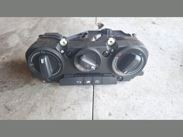 bontott AUDI A3 Fűtéskapcsoló (manuális klímás)