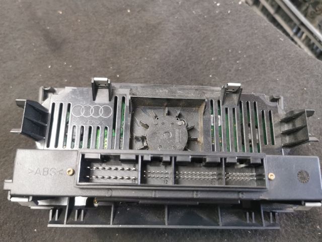 bontott AUDI A3 Fűtéskapcsoló