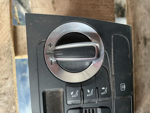 bontott AUDI A3 Fűtéskapcsoló