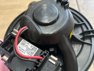 bontott AUDI A3 Fűtőmotor (Klímás)