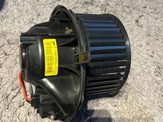 bontott AUDI A3 Fűtőmotor (Klímás)