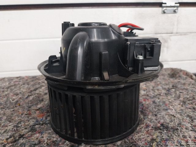 bontott AUDI A3 Fűtőmotor (Klímás)