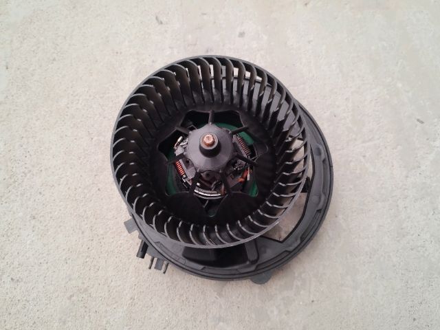 bontott AUDI A3 Fűtőmotor (Klímás)