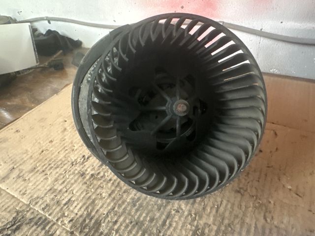 bontott AUDI A3 Fűtőmotor (Klímás)