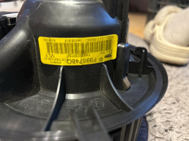 bontott AUDI A3 Fűtőmotor (Klímás)