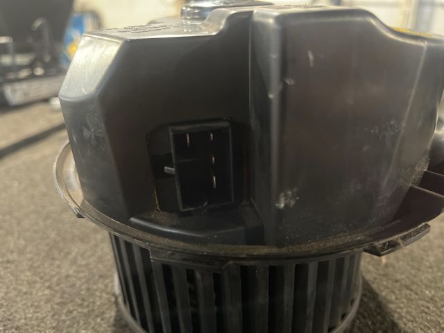 bontott AUDI A3 Fűtőmotor (Klímás)