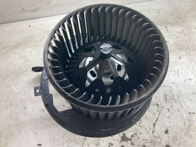 bontott AUDI A3 Fűtőmotor (Klímás)