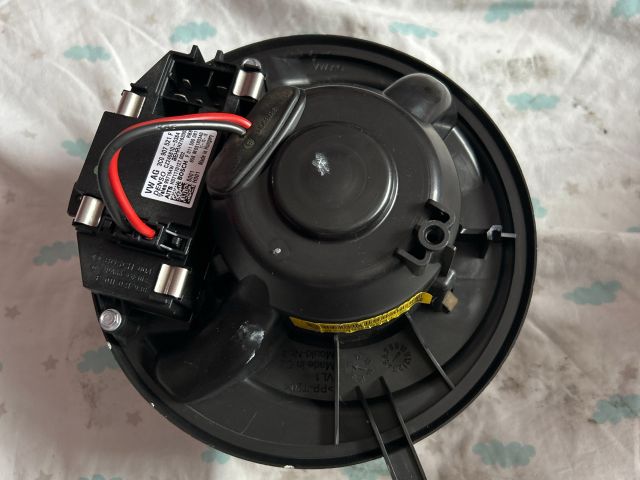 bontott AUDI A3 Fűtőmotor (Klímás)