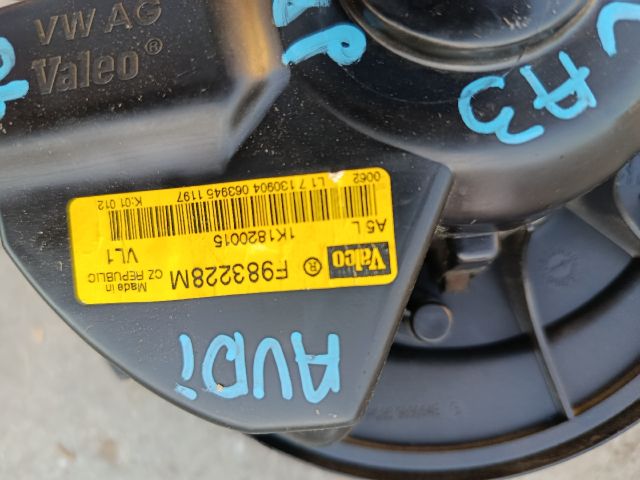 bontott AUDI A3 Fűtőmotor (Klímás)