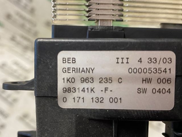 bontott AUDI A3 Fűtőradiátor (Elektromos)