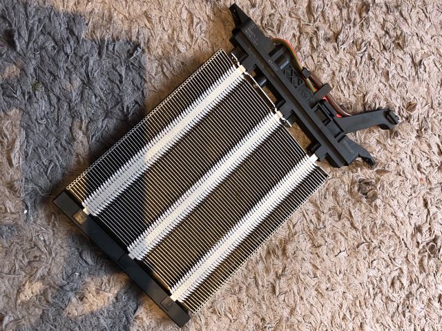 bontott AUDI A3 Fűtőradiátor (Elektromos)