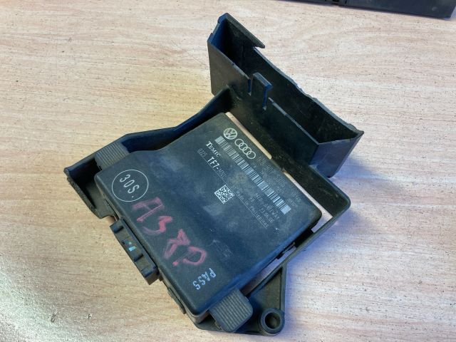 bontott AUDI A3 Gateway Elektronika