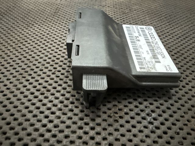 bontott AUDI A3 Gateway Elektronika