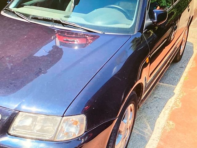 bontott AUDI A3 Gázrugós Kitámasztó Teleszkóp Csomagtérajtó Jobb