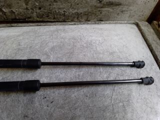 bontott AUDI A3 Gázrugós Kitámasztó Teleszkóp Pár Csomagtérajtó