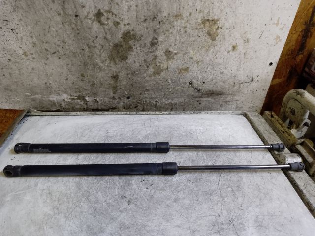 bontott AUDI A3 Gázrugós Kitámasztó Teleszkóp Pár Csomagtérajtó