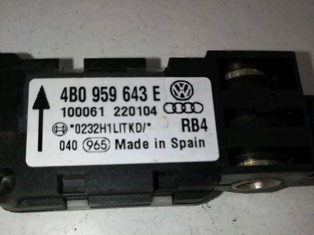 bontott AUDI A3 Gyorsulás Jeladó