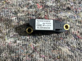 bontott AUDI A3 Gyorsulás Jeladó