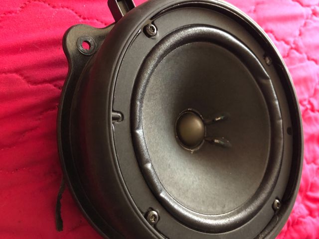 bontott AUDI A3 Hangszóró (Pozíciófüggetlen)