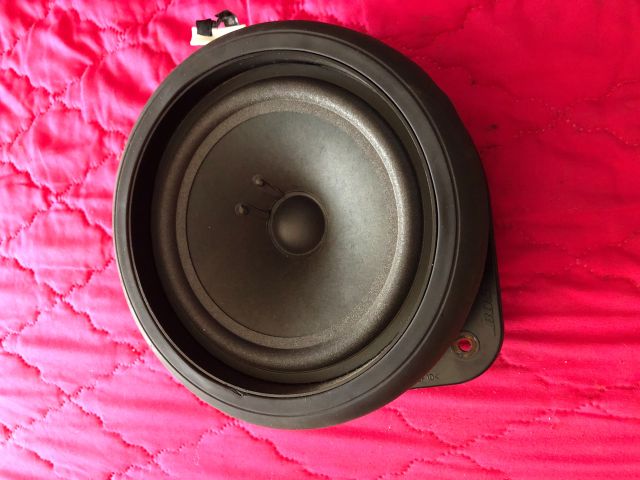 bontott AUDI A3 Hangszóró (Pozíciófüggetlen)