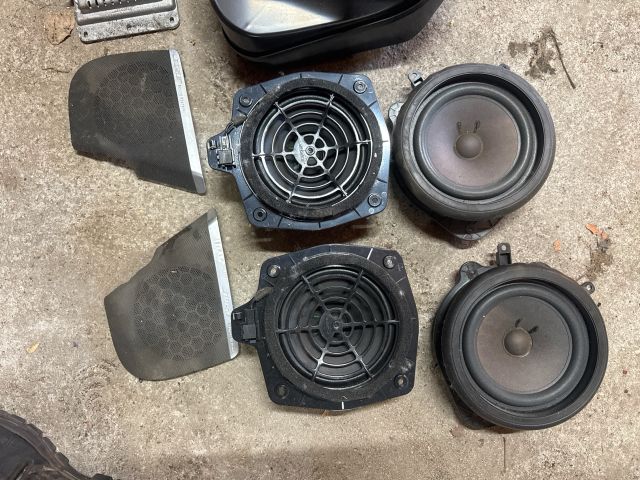 bontott AUDI A3 Hangszóró Szett