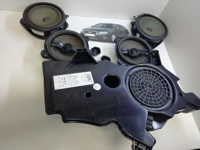 bontott AUDI A3 Hangszóró Szett
