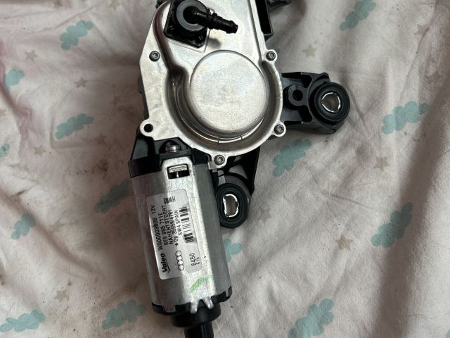 bontott AUDI A3 Hátsó Ablaktörlő Motor