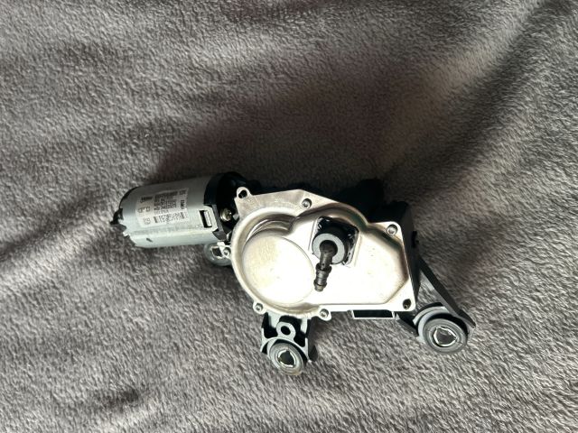 bontott AUDI A3 Hátsó Ablaktörlő Motor