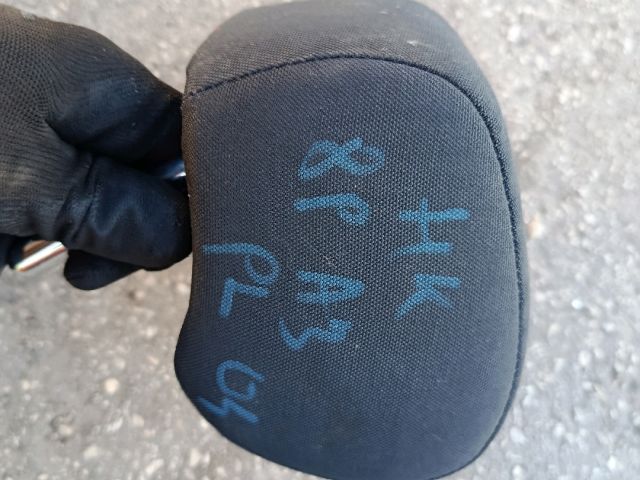 bontott AUDI A3 Hátsó középső Fejtámla