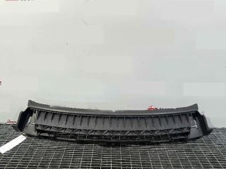 bontott AUDI A3 Hátsó középső Lökhárító Tartó (Műanyag)