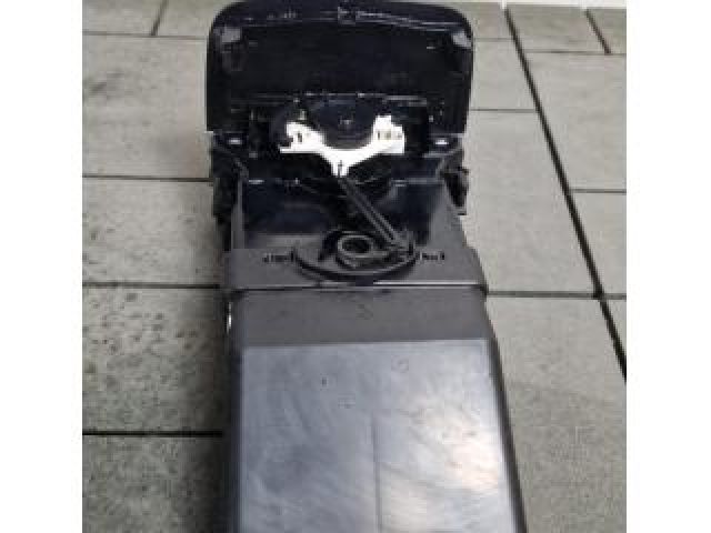 bontott AUDI A3 Hátsó középső Szellőző