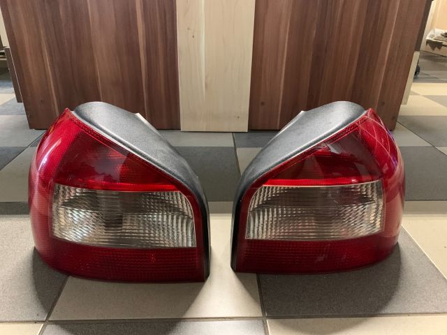 bontott AUDI A3 Hátsó Lámpa Szett