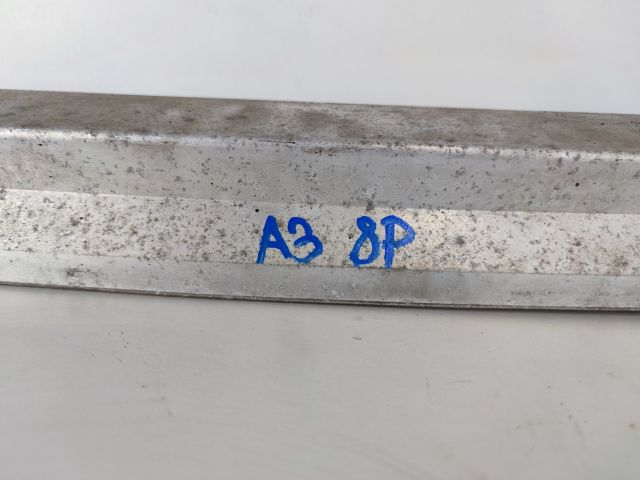 bontott AUDI A3 Hátsó Lökhárító Merevítő (Fém)
