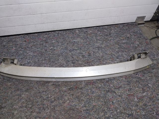 bontott AUDI A3 Hátsó Lökhárító Merevítő (Fém)