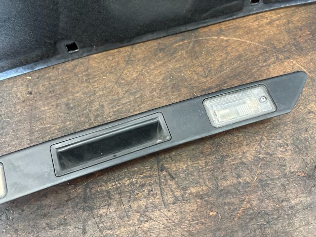 bontott AUDI A3 Hátsó Rendszámtábla Világítás