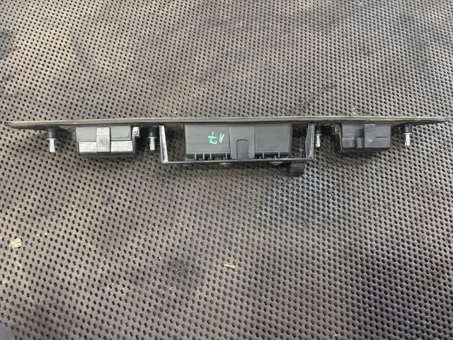 bontott AUDI A3 Hátsó Rendszámtábla Világítás