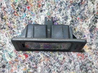 bontott AUDI A3 Hátsó Rendszámtábla Világítás