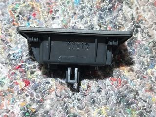 bontott AUDI A3 Hátsó Rendszámtábla Világítás