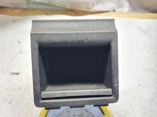 bontott AUDI A3 Hátsó Tároló Rekesz