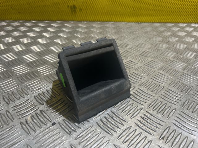 bontott AUDI A3 Hátsó Tároló Rekesz