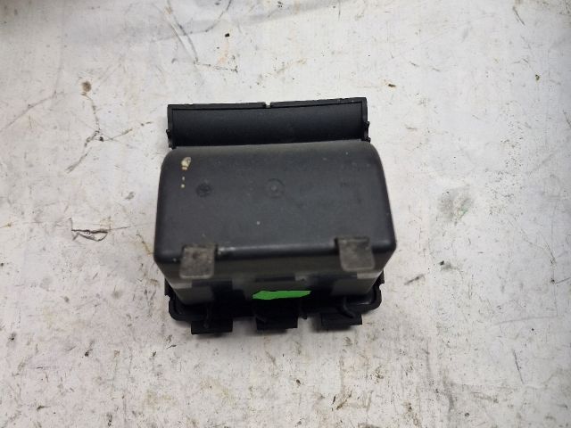 bontott AUDI A3 Hátsó Tároló Rekesz