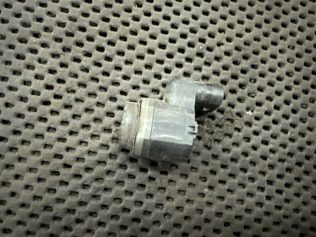 bontott AUDI A3 Hátsó Tolatóradar Fej