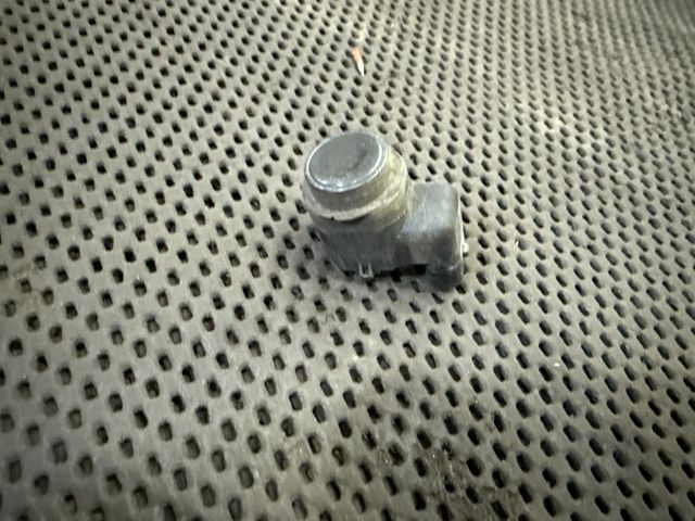 bontott AUDI A3 Hátsó Tolatóradar Fej