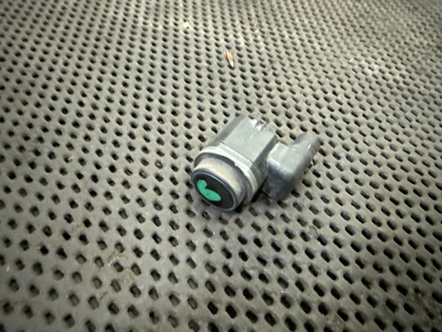 bontott AUDI A3 Hátsó Tolatóradar Fej