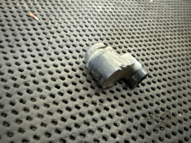 bontott AUDI A3 Hátsó Tolatóradar Fej