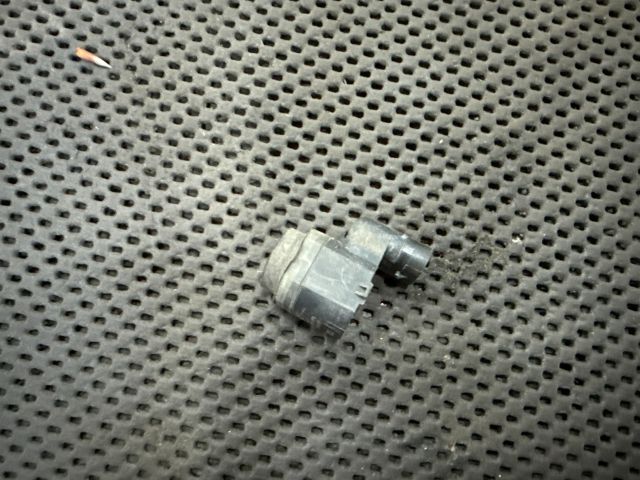 bontott AUDI A3 Hátsó Tolatóradar Fej